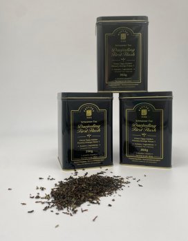 Darjeeling First Flush Ernte 2024 schwarzer Tee, Premiumqualität 3x 350g in einer für Lebensmittel geeigneten Dose